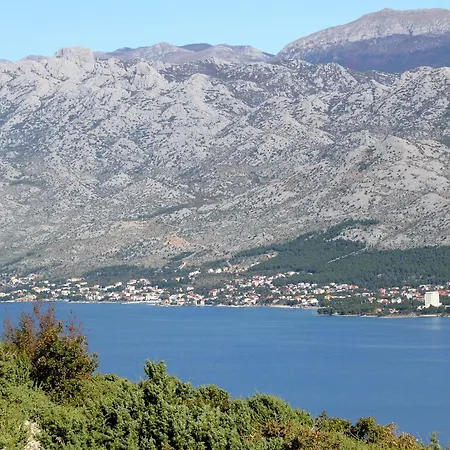 Triple Starigrad 6637a 3*